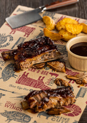 Diner Presentation Paper Sheets 25.5 × 43cm, Printed Food Liner for Trays, Baskets and Boards, Pack of 500